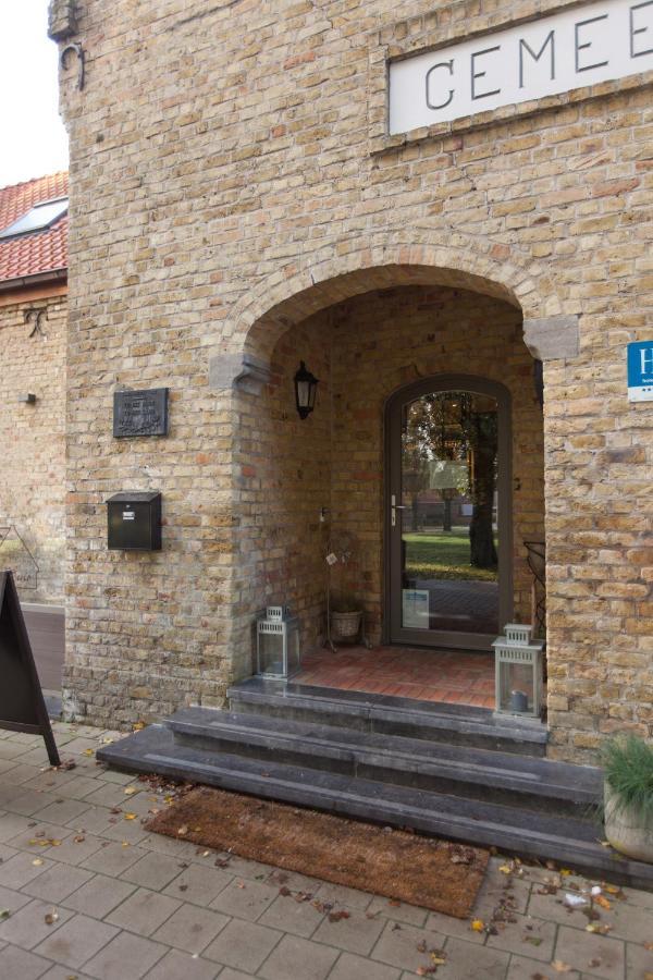 Hotel Gemeente Huis Nieuwpoort Bagian luar foto
