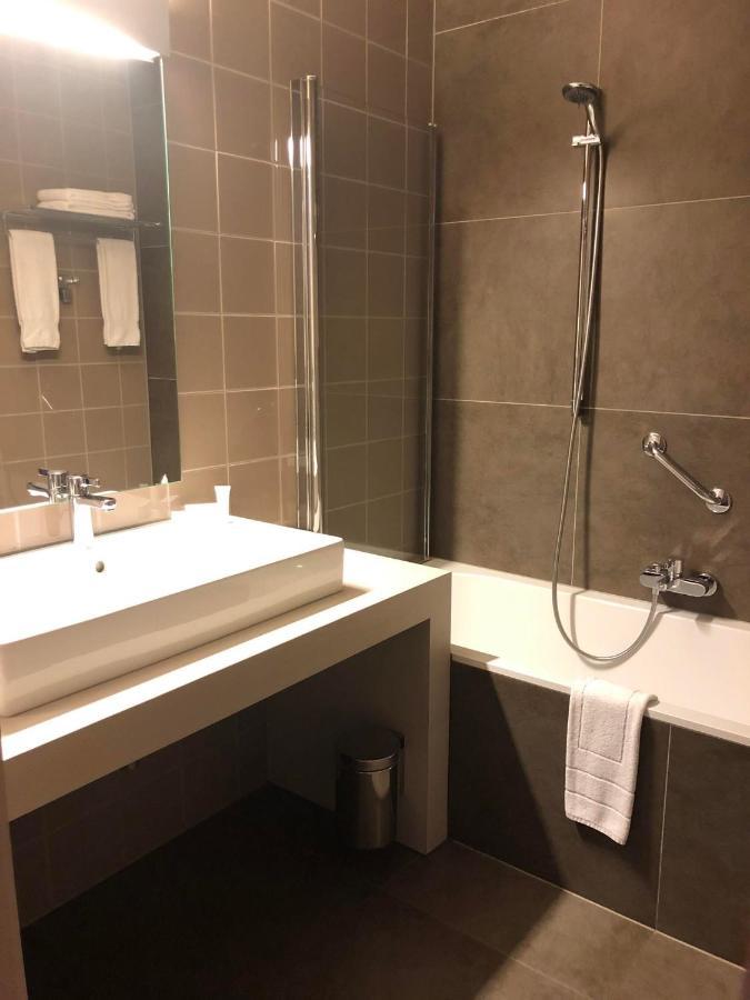 Hotel Gemeente Huis Nieuwpoort Bagian luar foto