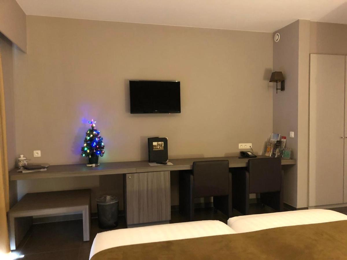 Hotel Gemeente Huis Nieuwpoort Bagian luar foto