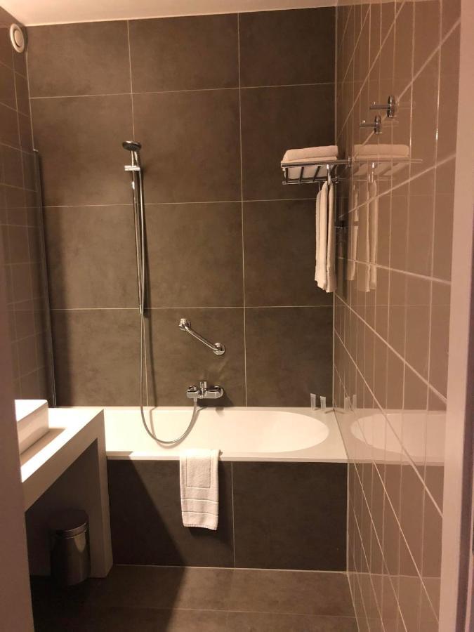 Hotel Gemeente Huis Nieuwpoort Bagian luar foto