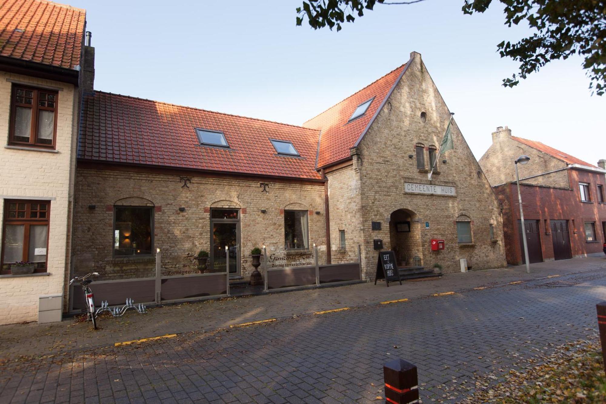 Hotel Gemeente Huis Nieuwpoort Bagian luar foto